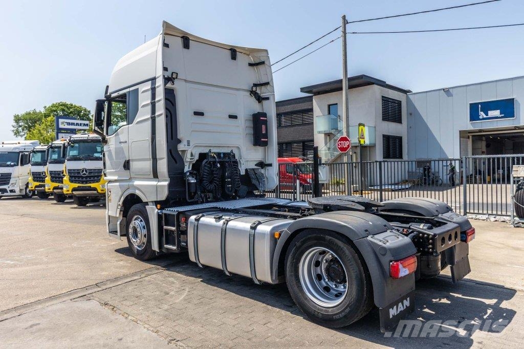 MAN TGX 18.510 BLS - INTARDER Vetopöytäautot
