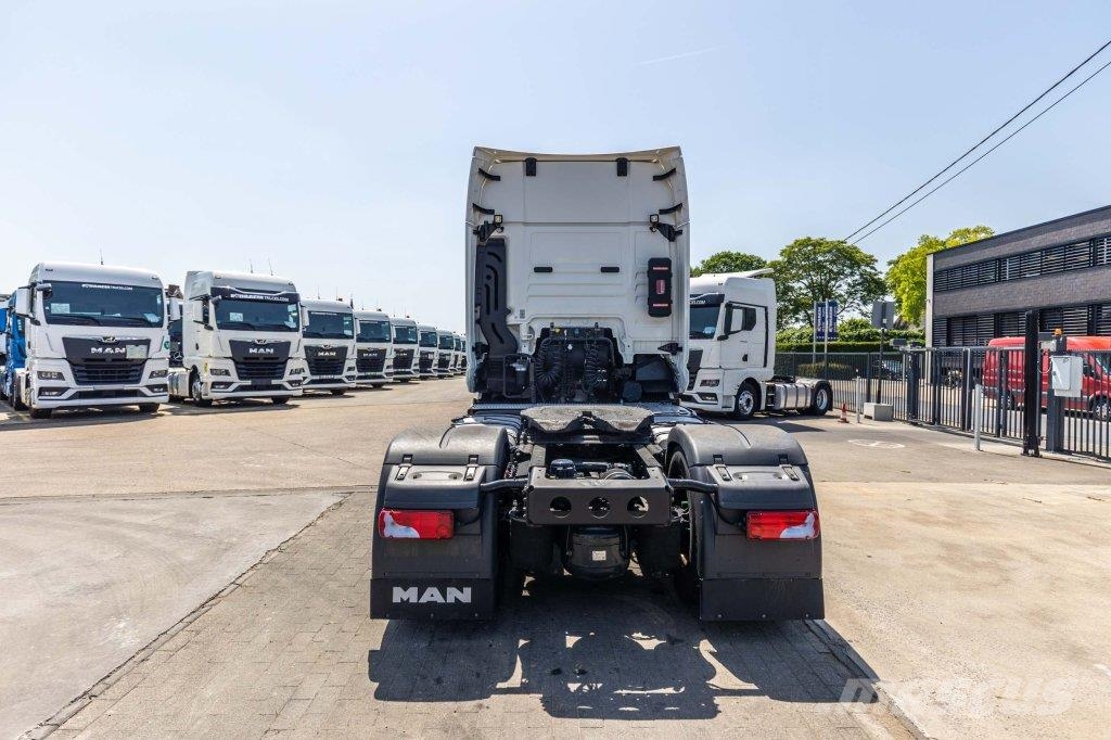 MAN TGX 18.510 BLS - INTARDER Vetopöytäautot