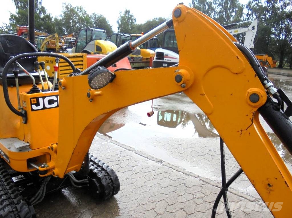 JCB 8010 CTS Mini ekskavatörler, 7 tona dek