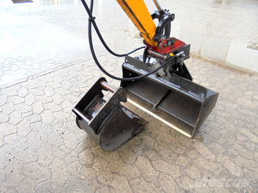 JCB 8010 CTS Mini ekskavatörler, 7 tona dek