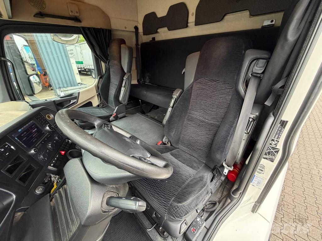 Mercedes-Benz Actros 1824 4x2 BDF Chassis Euro 6 *432 Tkm* Full Razstavljivi tovornjaki z žičnimi dvigali