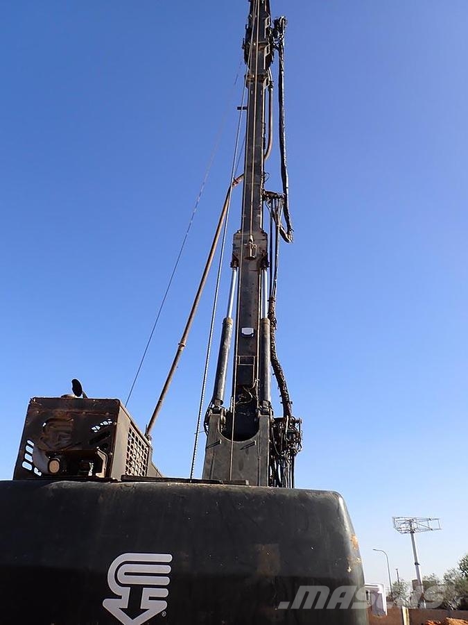 Casagrande B200XP-2 معدات الثقب السطحي