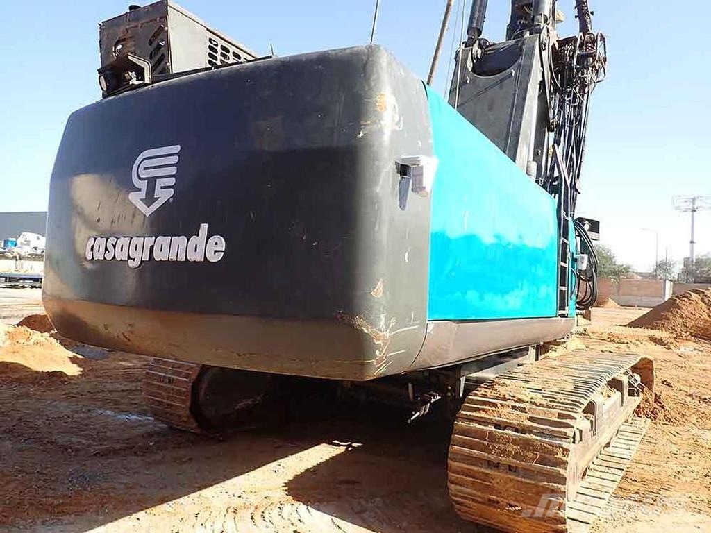 Casagrande B200XP-2 معدات الثقب السطحي