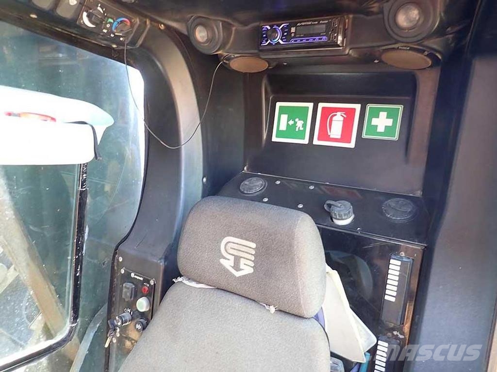Casagrande B200XP-2 معدات الثقب السطحي