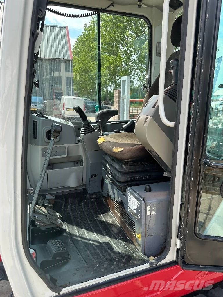 Takeuchi TB 250 Miniescavatori