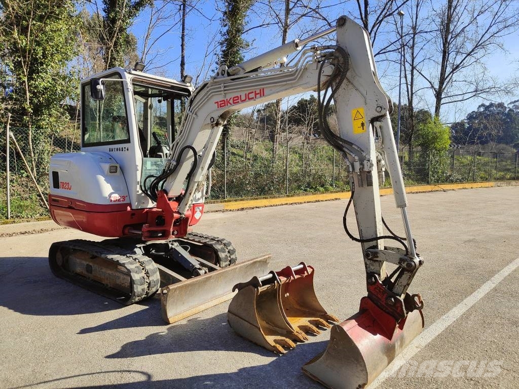 Takeuchi TB 230 Miniescavadeiras < 7t (Mini escavadeiras)