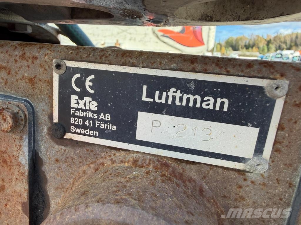 Närko 4 AXLE + AXLE LIFTING + SLIDING TIMBER POST Прицепы Лесовозы