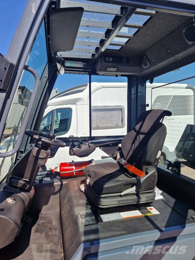 Toyota 8 FBMT 30 Elektrikli forkliftler