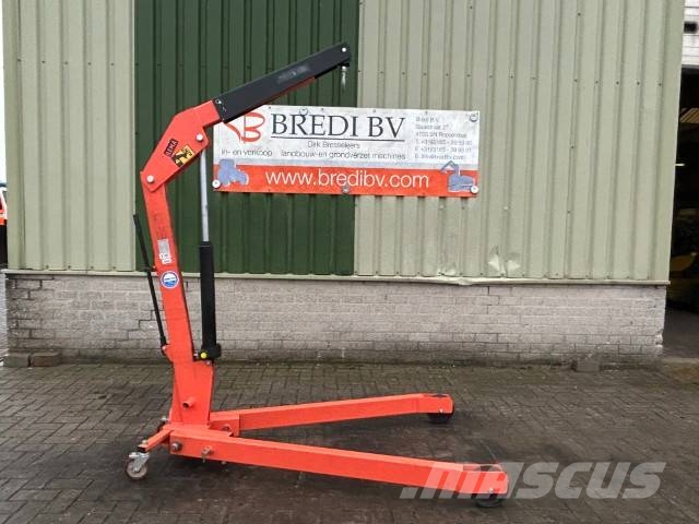 Rema Werkplaatskraan 2 ton Winches, hoists and material lifts