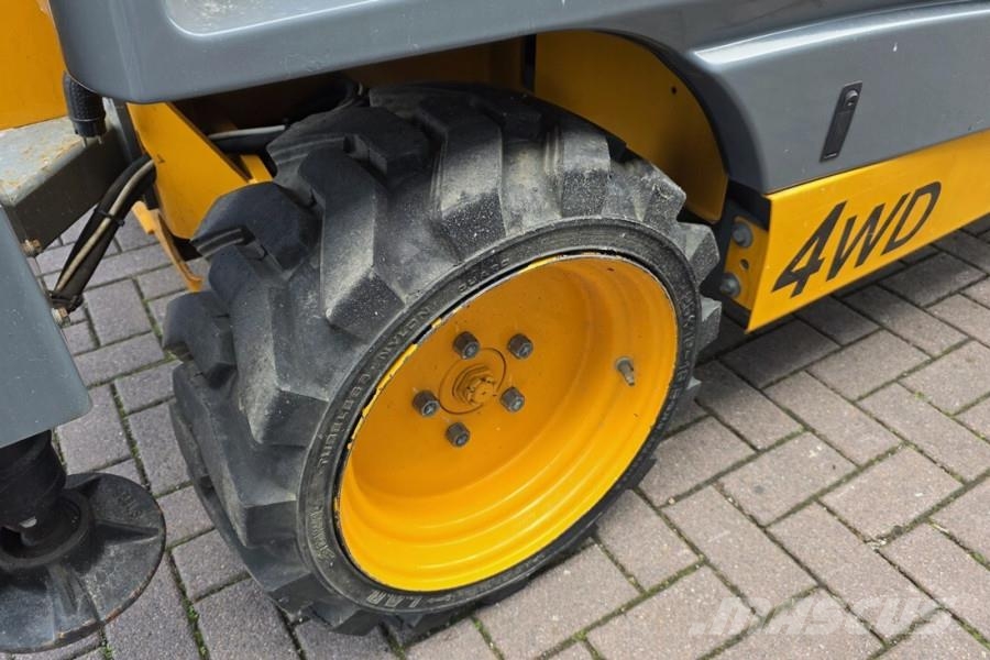 Haulotte COMPACT 10DX Diesel, 4x4 Drive, 10.2m Working Heig Nacelle ciseaux