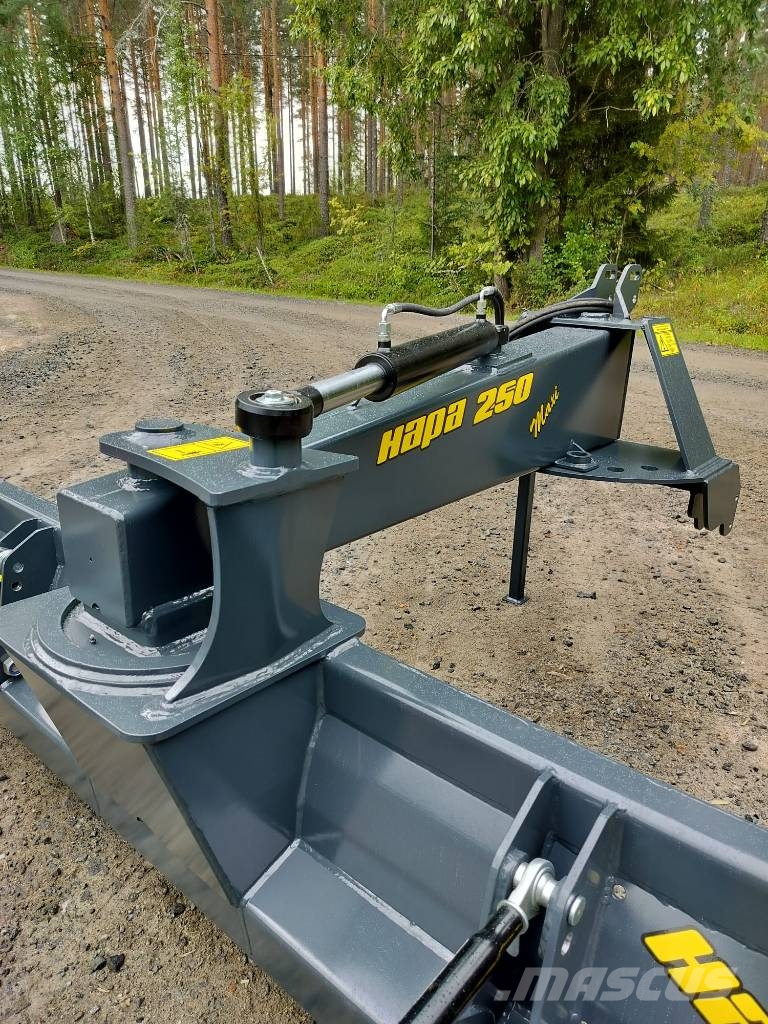 Hapa 300 maxi takalana 2-sylinterillä Снегоуборочные скребки