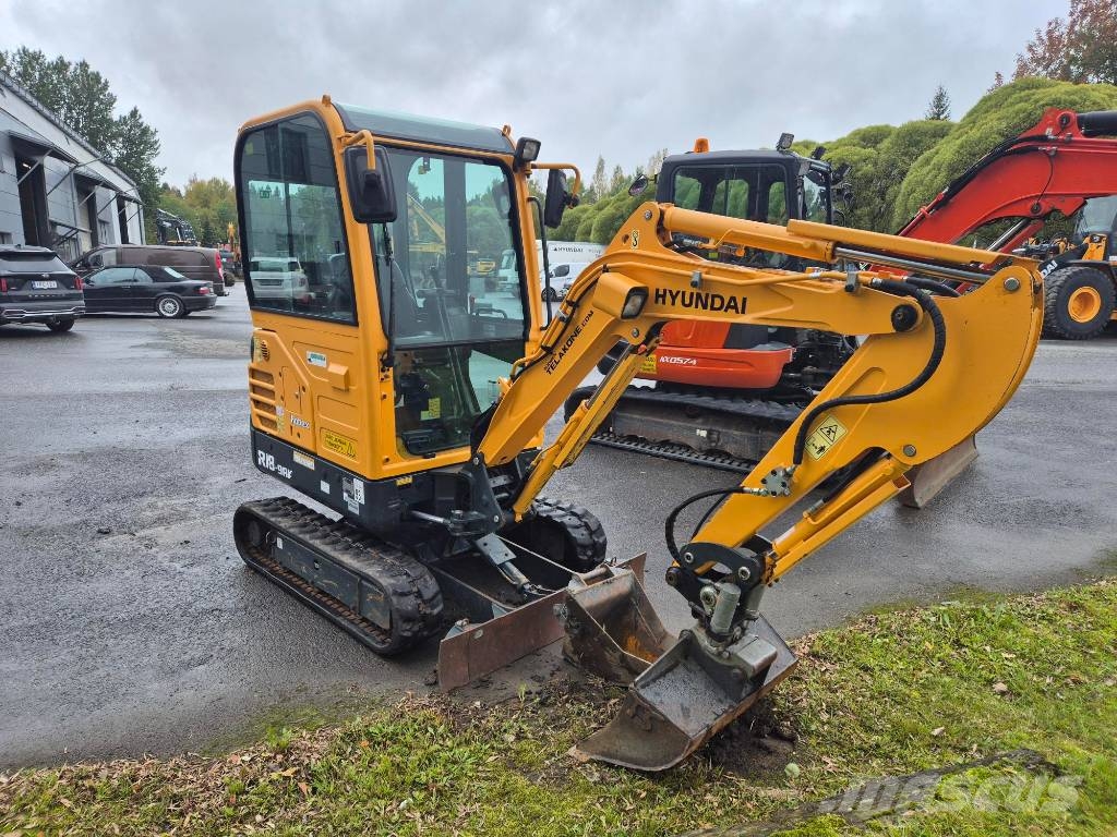 Hyundai R 18-9AK حفارات صغيرة أقل من 7 طن (حفارات صغيرة)