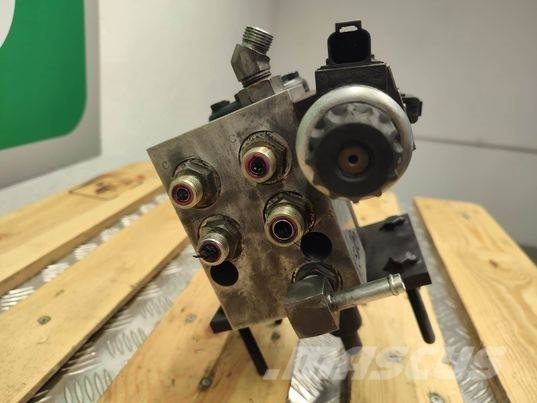 CAT TH 560 (Danfoss 675000-671)Orbitrol Гідравліка
