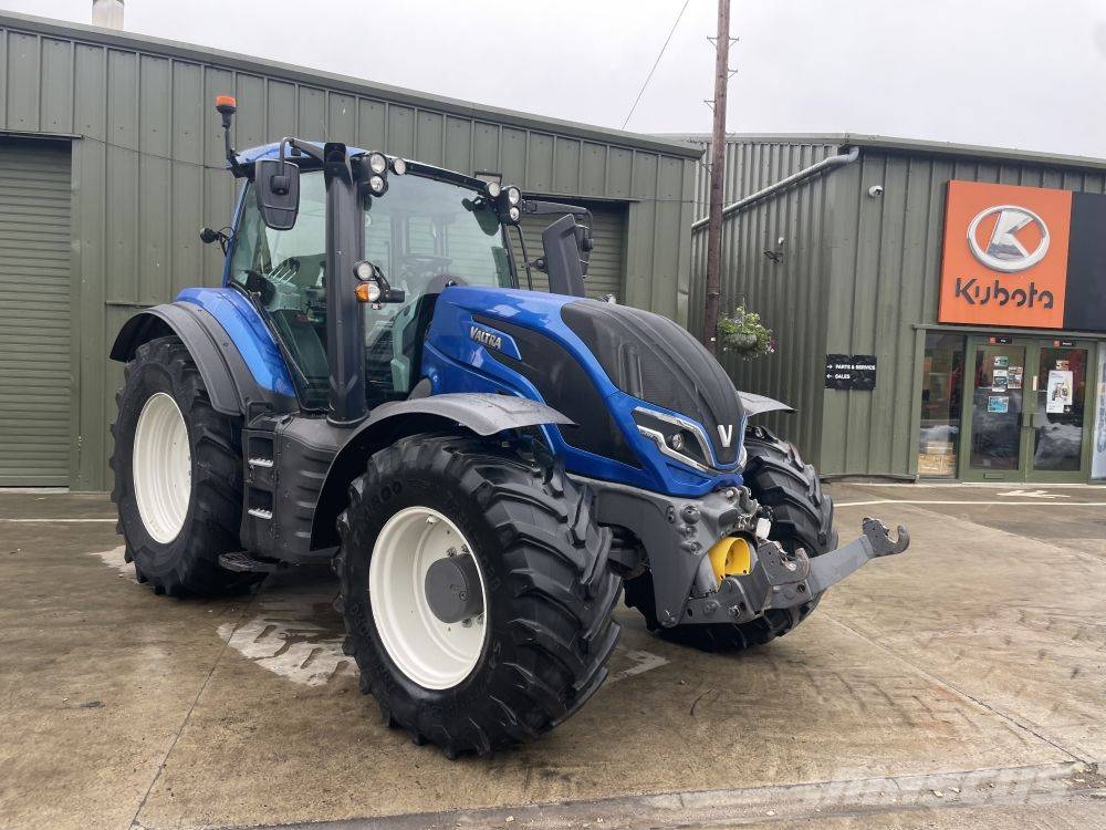 Valtra T 175 A Tractors