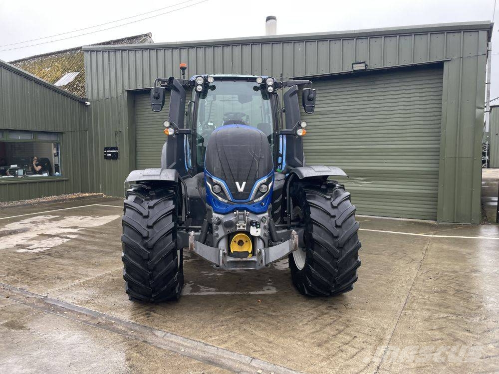 Valtra T 175 A Tractors