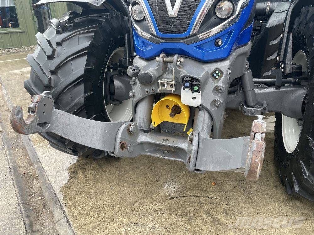 Valtra T 175 A Tractors