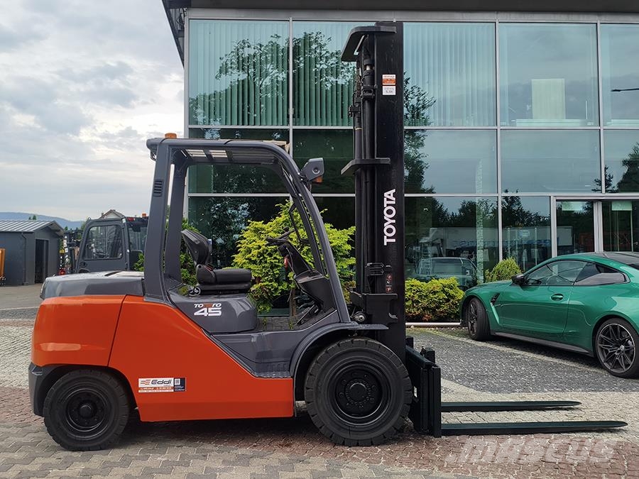 Toyota 40-8FD45N Diesel forklifts