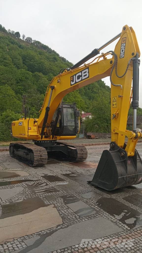 JCB 205, 210 Rupsgraafmachines
