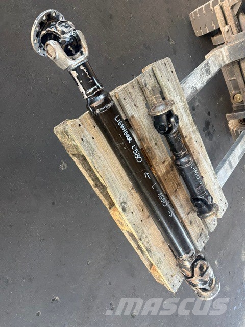 Liebherr L 580  DRIVE SHAFT COMPLET Assen