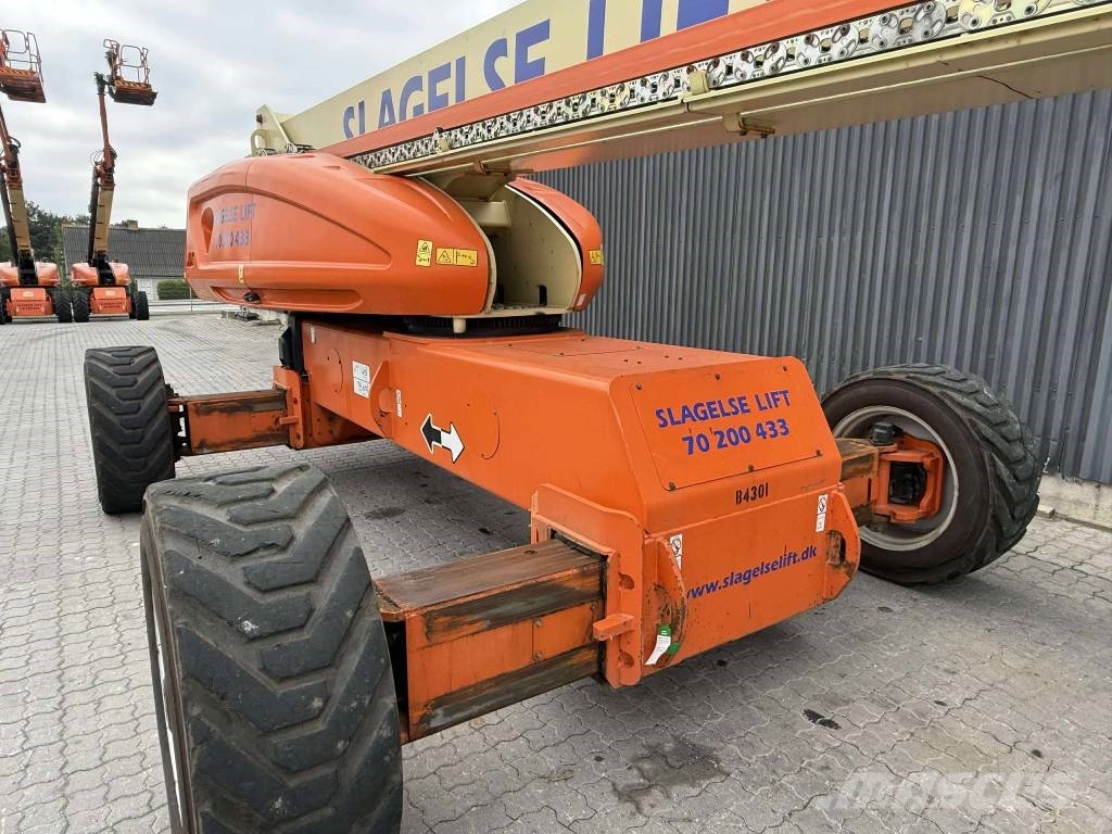 JLG 1350 SJP Telescopic boom lifts