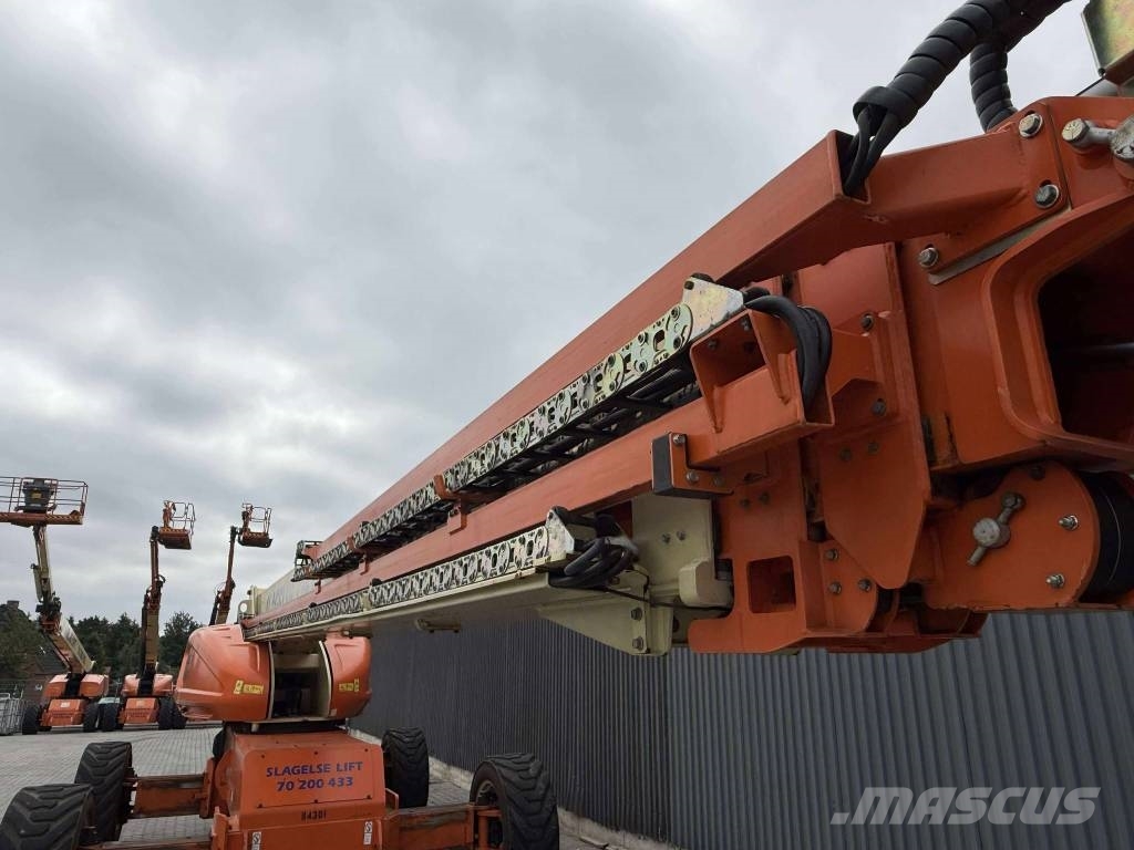 JLG 1350 SJP Telescopic boom lifts