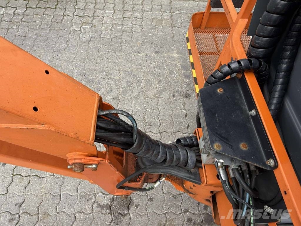 JLG 1350 SJP Telescopic boom lifts