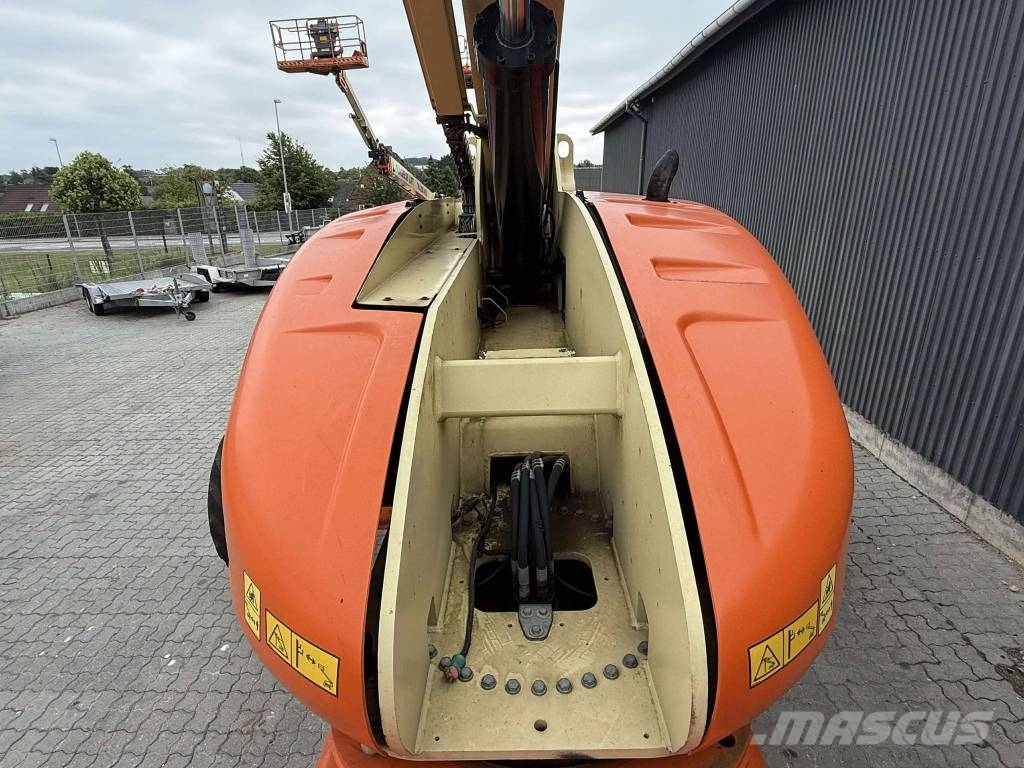 JLG 1350 SJP Telescopic boom lifts