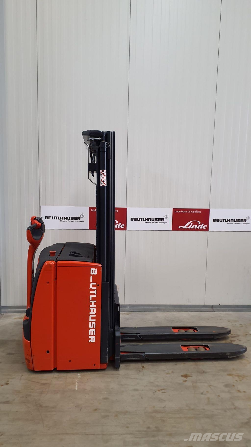 Linde L14 Ajettavat pinoamisvaunut