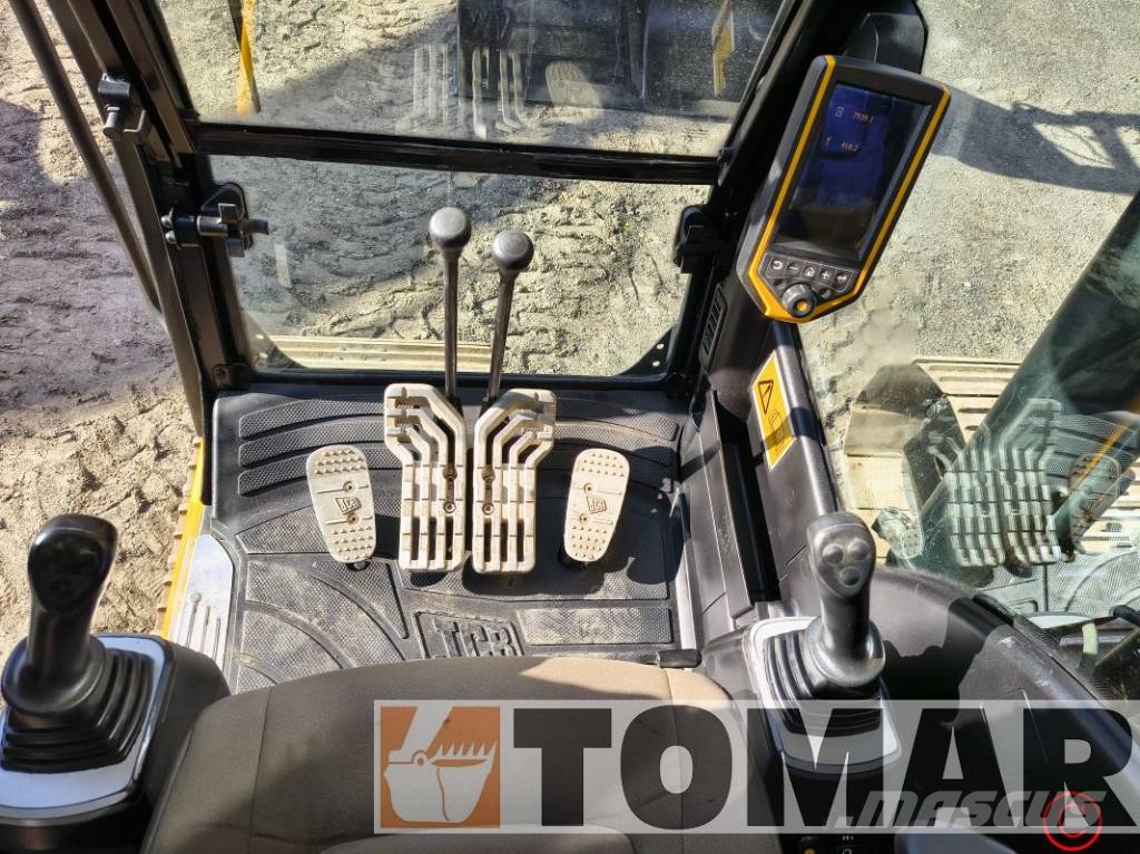 JCB JS 130 LC Roomikekskavaatorid