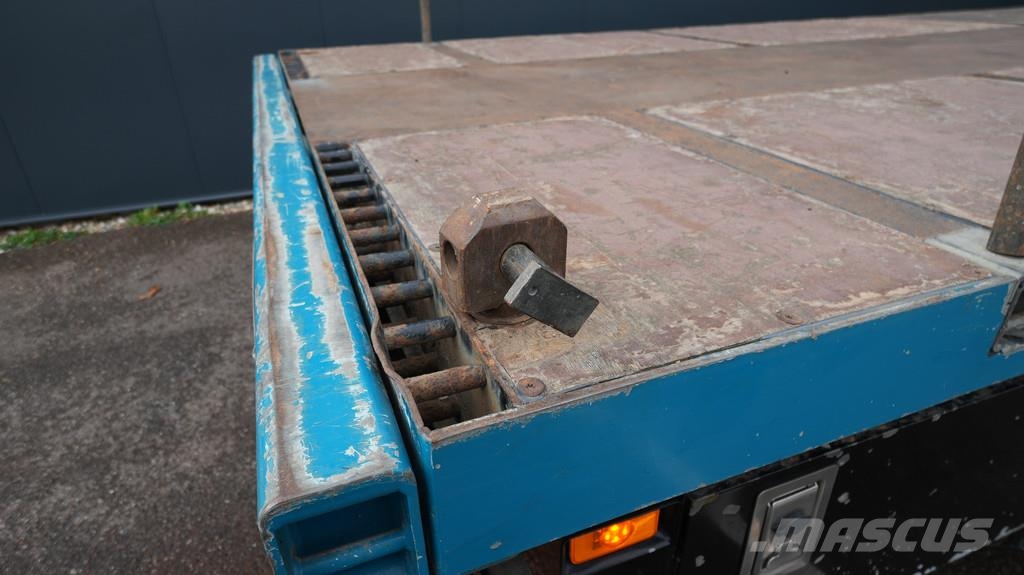 Volvo FH 540 8x2 flatbed truck with Palfinger PK 92002 c Vilcēji