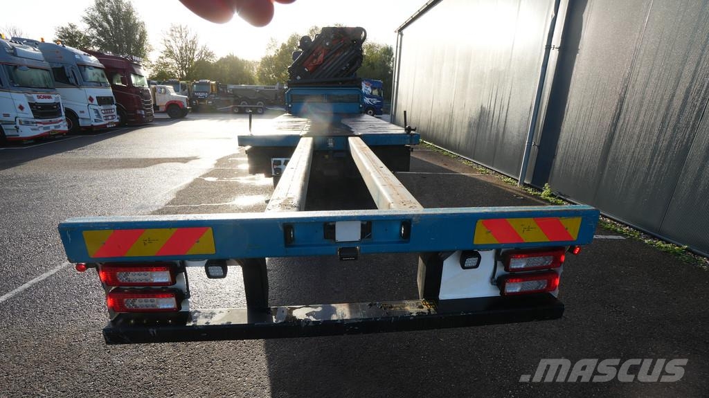 Volvo FH 540 8x2 flatbed truck with Palfinger PK 92002 c Prime Movers