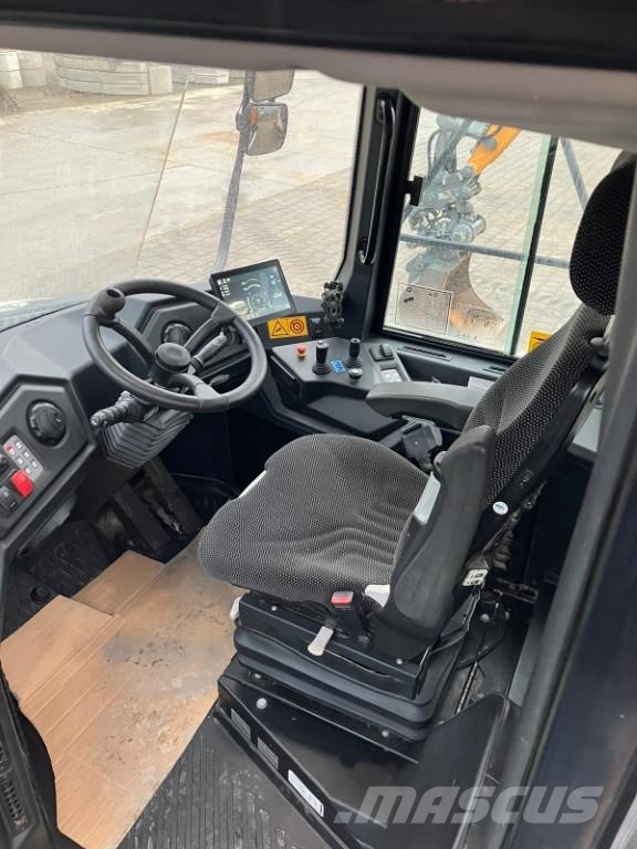 Liebherr TA 230 Litronic Zglobni demperji