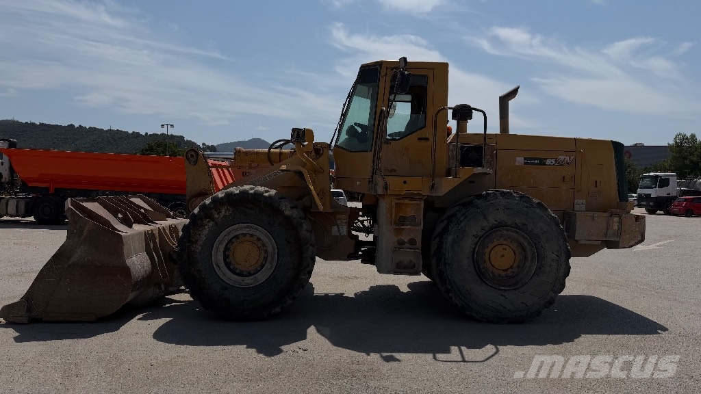Kawasaki 85 Z V لوادر بعجل