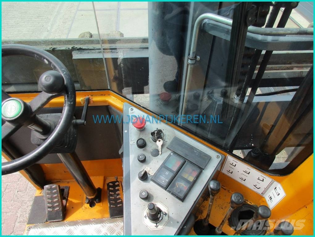 Combilift C 8000 4-way+wide bord+forkpositioner 8000kg! شاحنة المناولة رباعية الاتجاهات