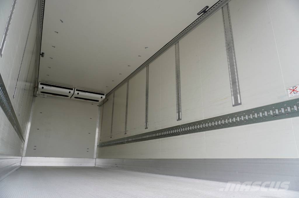 Volvo FH 500 6×2 / 19 EPAL KRONE refriger. / doppelstock شاحنات بدرجة حرارة قابلة للضبط