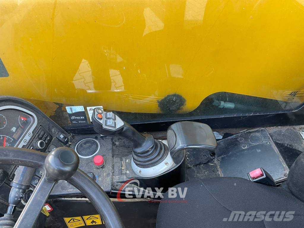 JCB 527-58 Agri Tarimsal teleskopik yükleyiciler