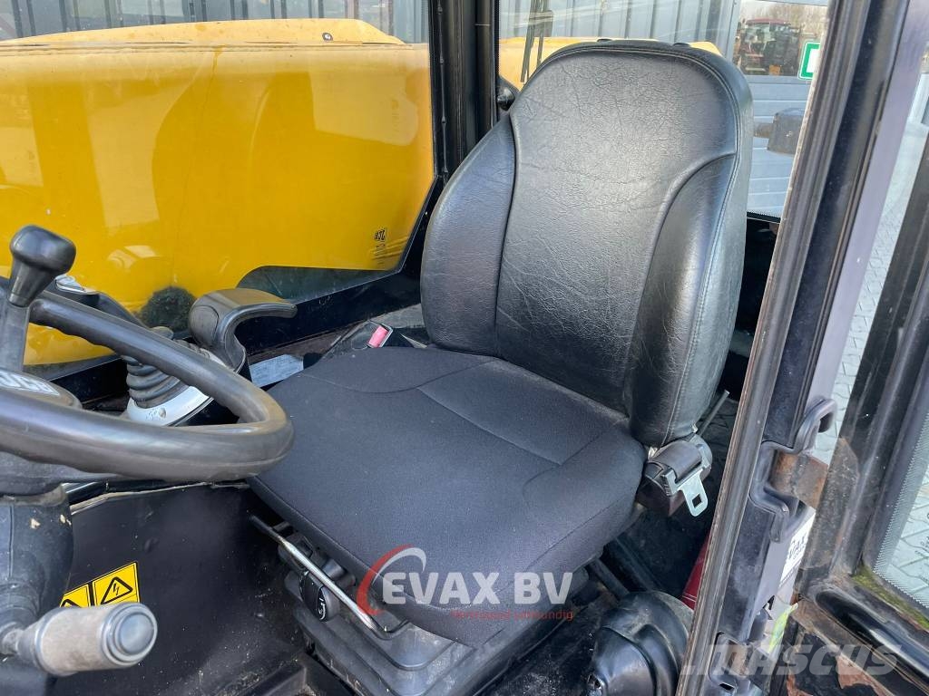 JCB 527-58 Agri Tarimsal teleskopik yükleyiciler