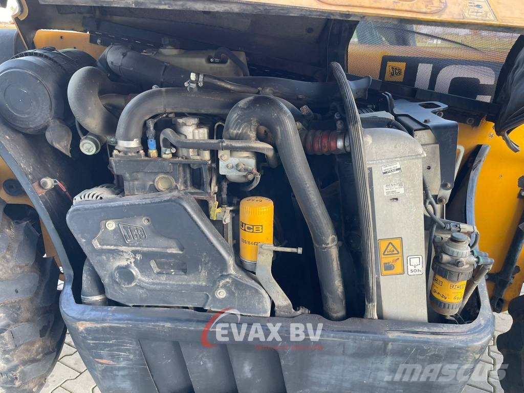 JCB 527-58 Agri Tarimsal teleskopik yükleyiciler