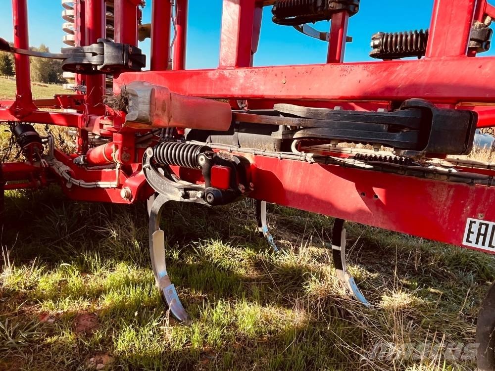 Horsch Terrano 6.4 GX Chisel ploughs
