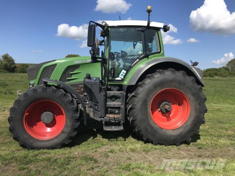 Fendt 828 Vario Трактори