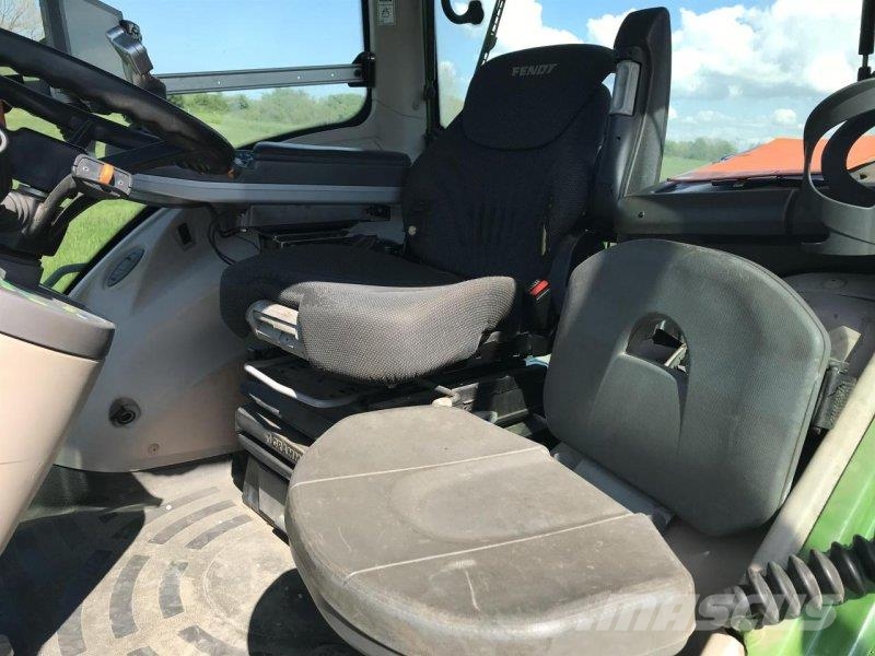 Fendt 828 Vario Трактори