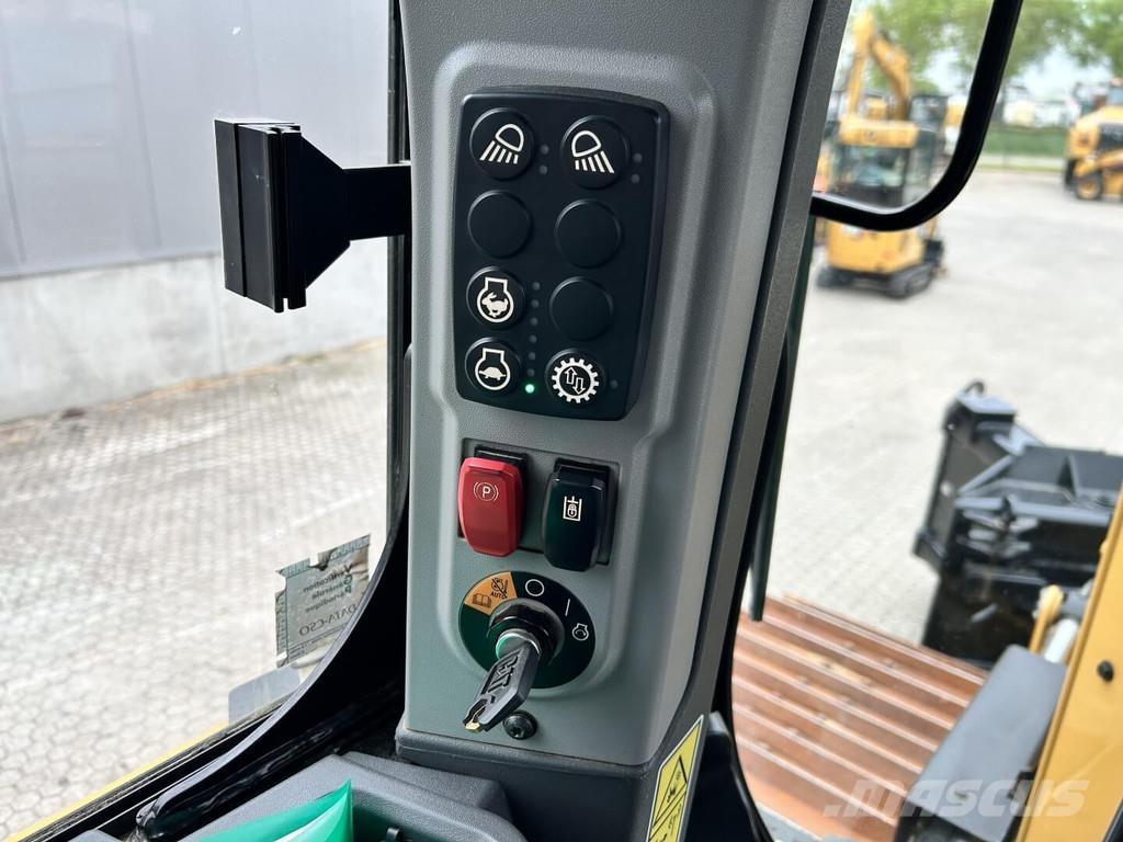 CAT D5-17VP Buldožeri gusjeničari