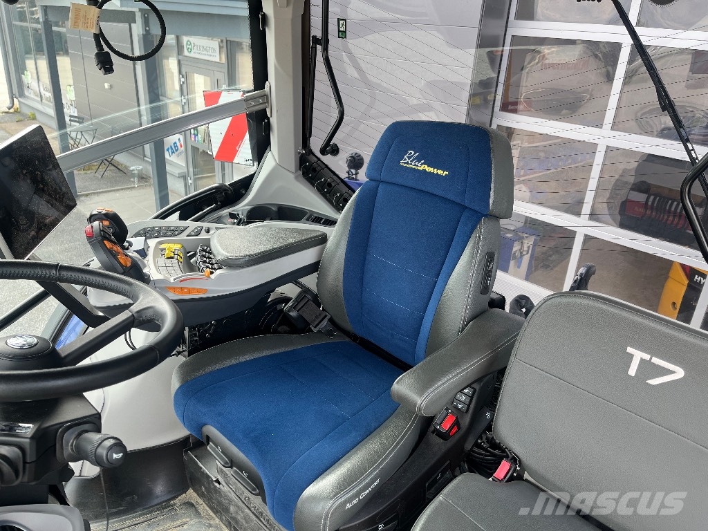 New Holland T7.260 PLM 56km/h BluePower demo Traktorer
