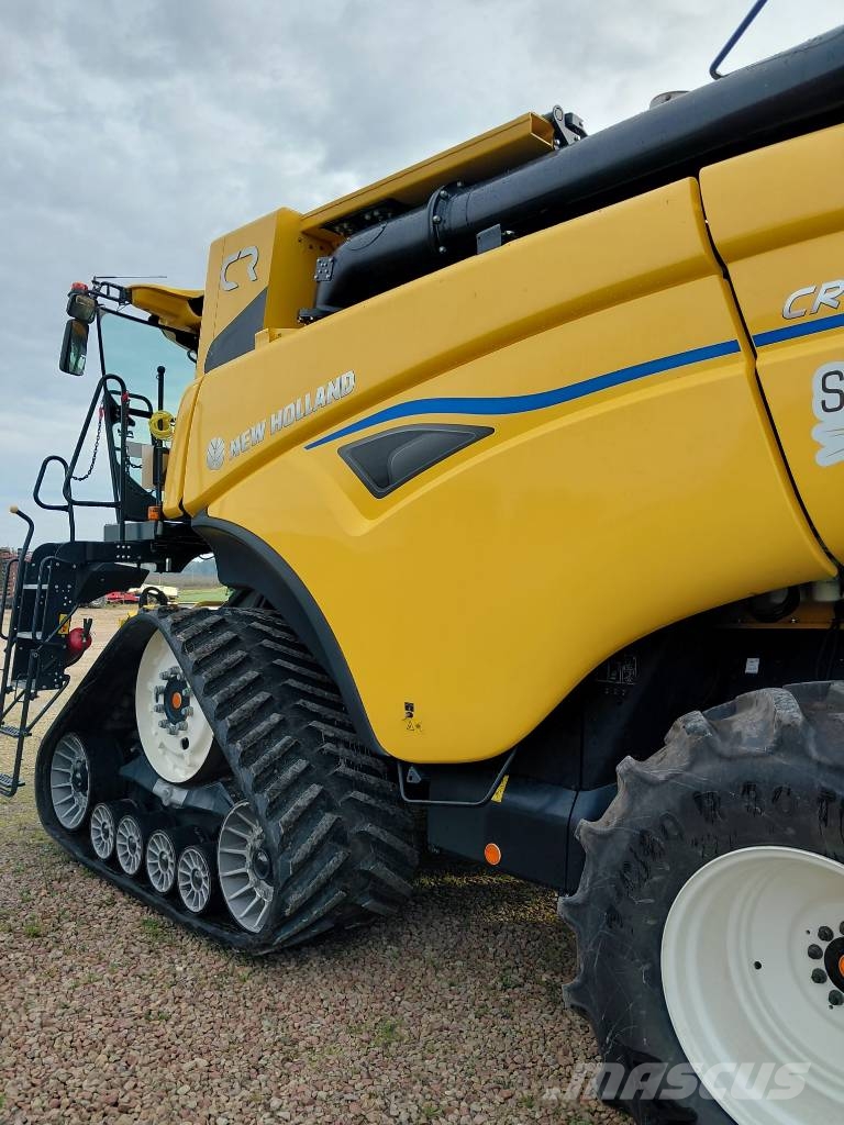 New Holland CR 10.90 Ražas novākšanas kombaini