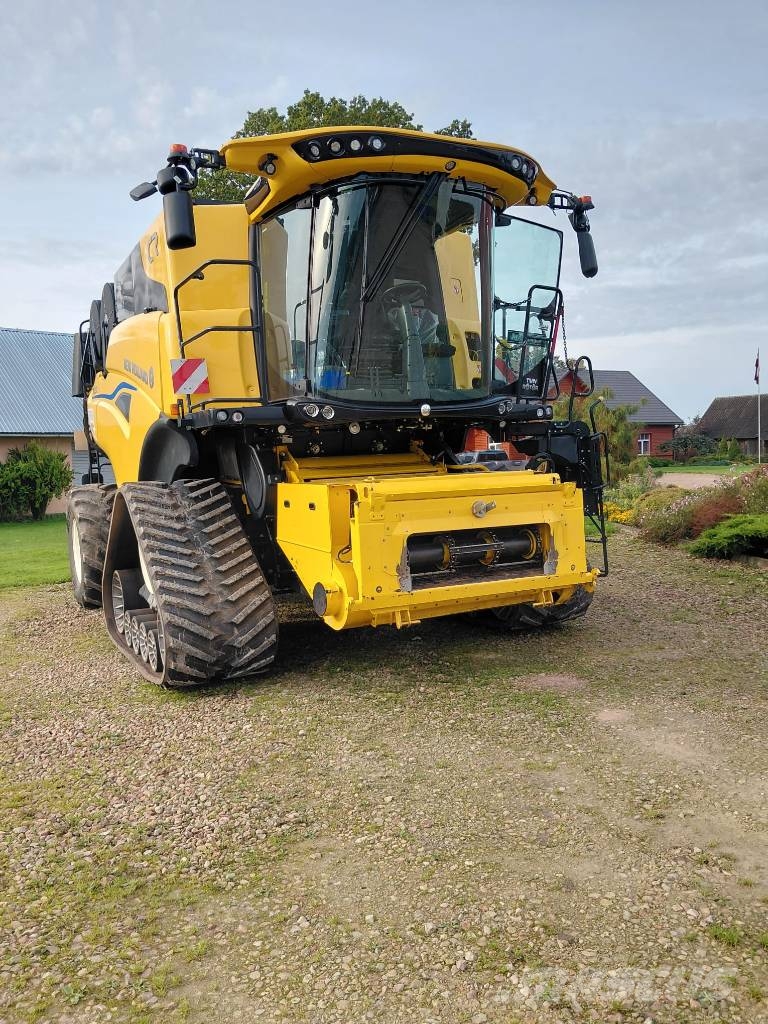 New Holland CR 10.90 Ražas novākšanas kombaini