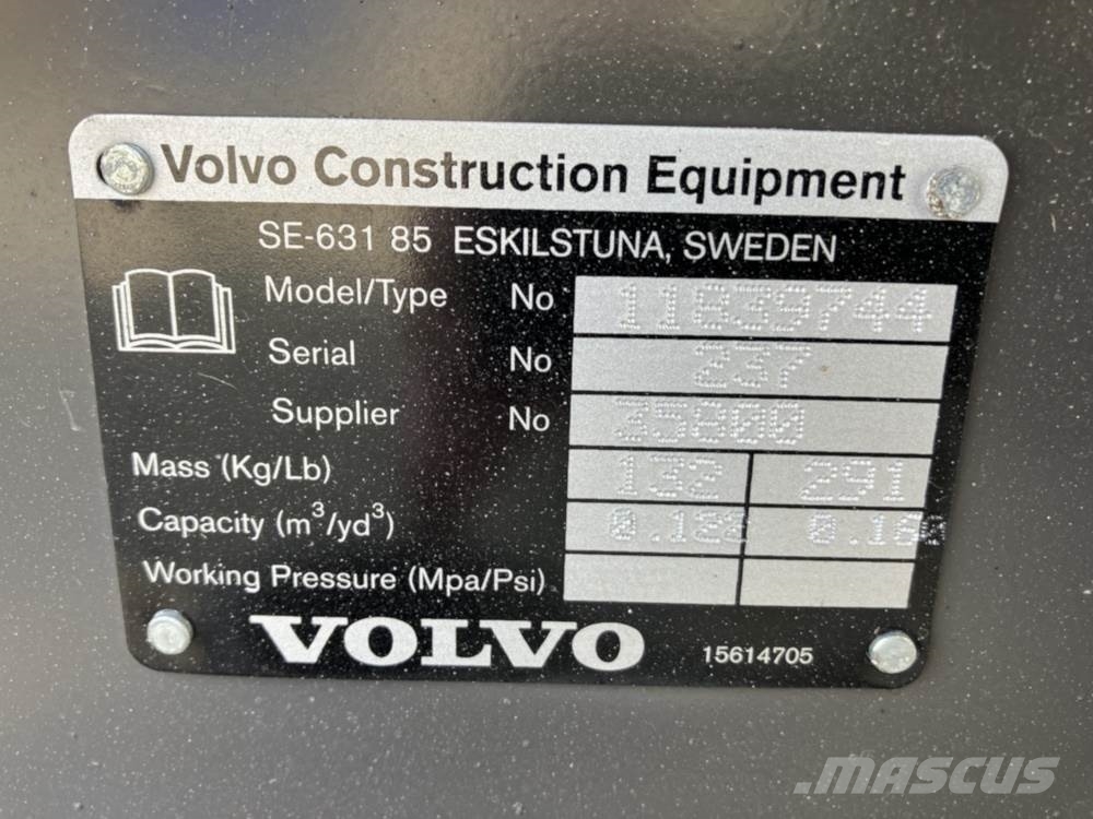 Volvo Tieflöffel mit Zähnen Excavator