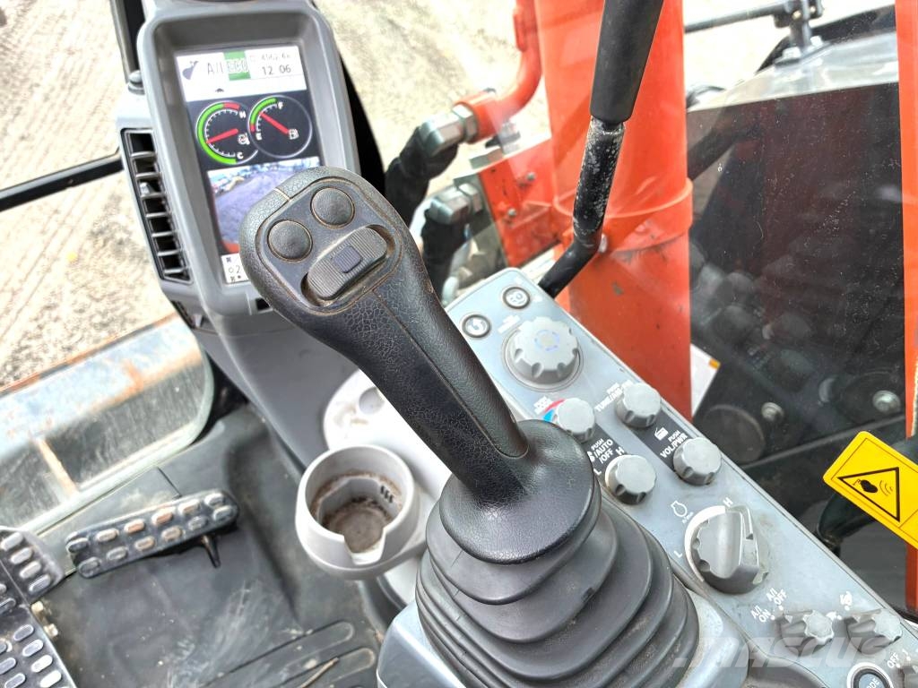 Hitachi ZX 85 US-5 A Vidēja lieluma ekskavatori 7 t - 12 t