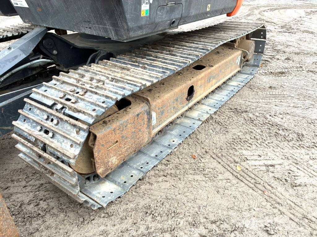 Hitachi ZX 85 US-5 A Vidēja lieluma ekskavatori 7 t - 12 t