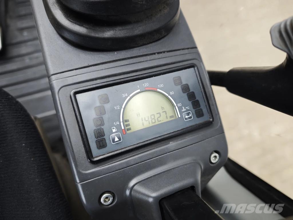 CAT 301.7D 6 Attechments! Mini ekskavatori < 7 t