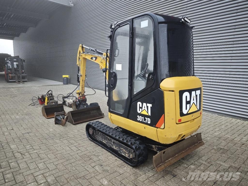 CAT 301.7D 6 Attechments! Mini ekskavatori < 7 t